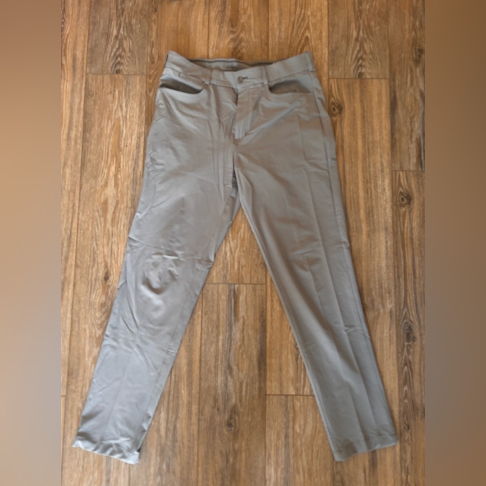 Walter Hagen Women's Taupe Straight Leg Pants